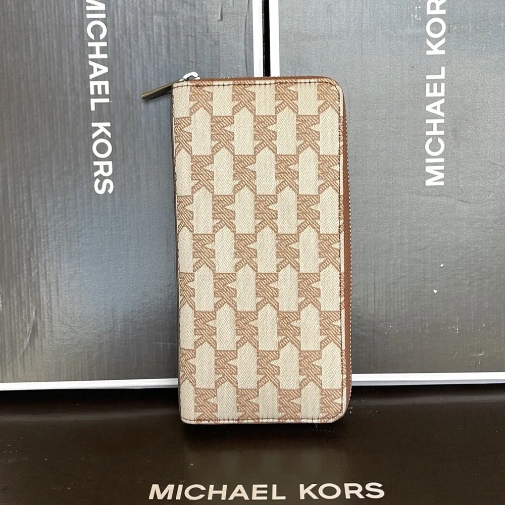 Michael Kors Men’s Women’s Cooper Tech Zip Around Continental Wallet Cream Multi